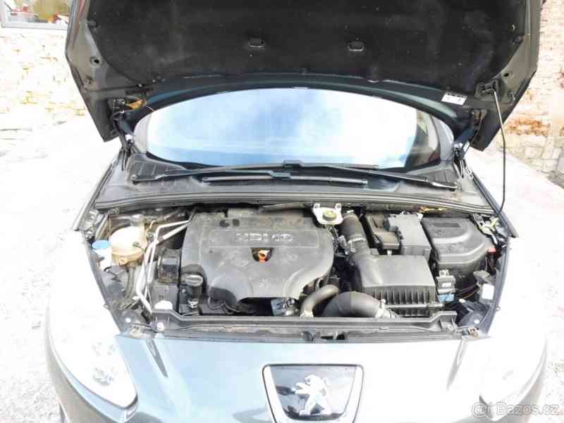 Peugeot 308 SW 2.0 HDI 110Kw - foto 8