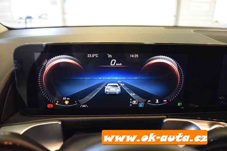 Mercedes-Benz GLB 2.0 d BUSINESS ORG TAŽNÉ ZAŘ 2021-DPH  - foto 21
