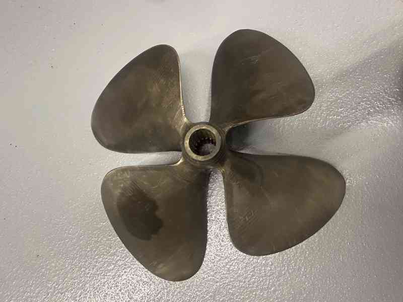Lodní šroub OJ Johnson Props 4-Blade SKIPRO - foto 5