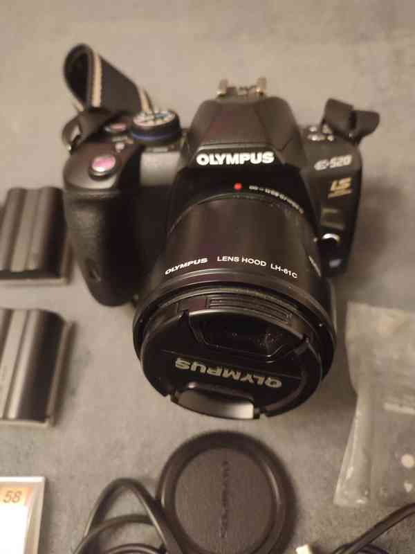 zrcadlovka Olympus e520 s příslušenstvím bazar Hyperinzerce.cz