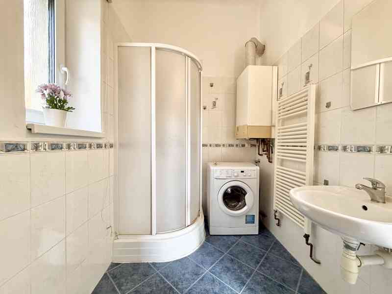 Pronájem bytu 1+1, 65 m2, cihla, zahrádka, slunné bydlení - foto 11