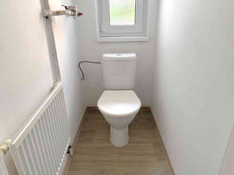 Pronájem bytu 1+1, 65 m2, cihla, zahrádka, slunné bydlení - foto 9