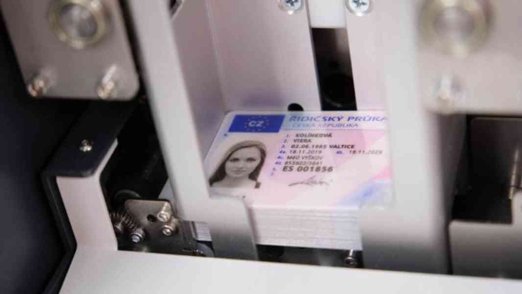ŘIDIČSKÝ PRŮKAZ - foto 2