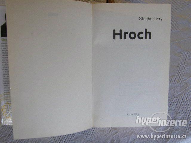 Hroch - román - foto 2