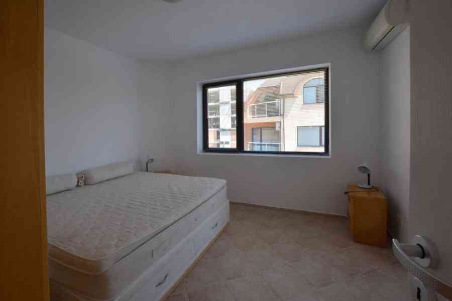 PROSTORNÝ APARTMÁN 3+kk - foto 9