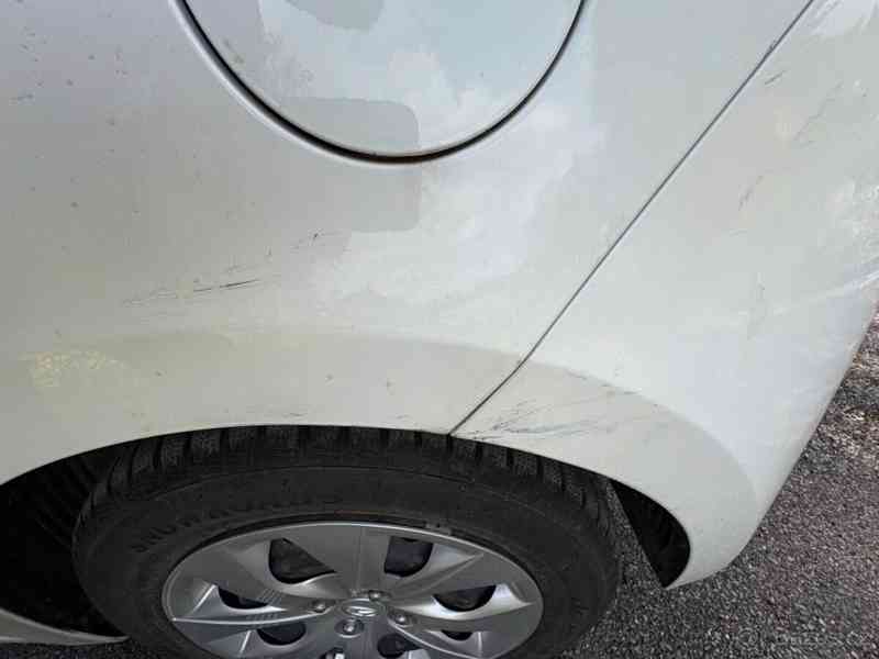 Hyundai i20 1,3 - foto 15