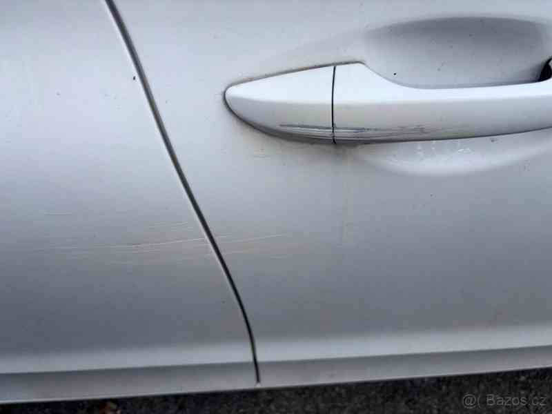 Hyundai i20 1,3 - foto 13