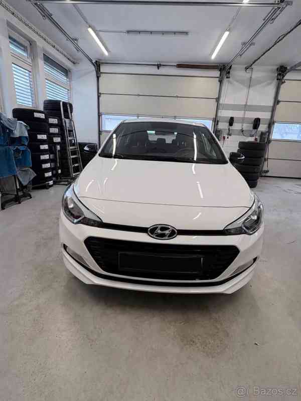 Hyundai i20 1,3 - foto 6