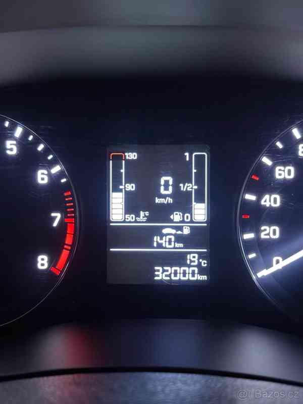 Hyundai i20 1,3 - foto 11