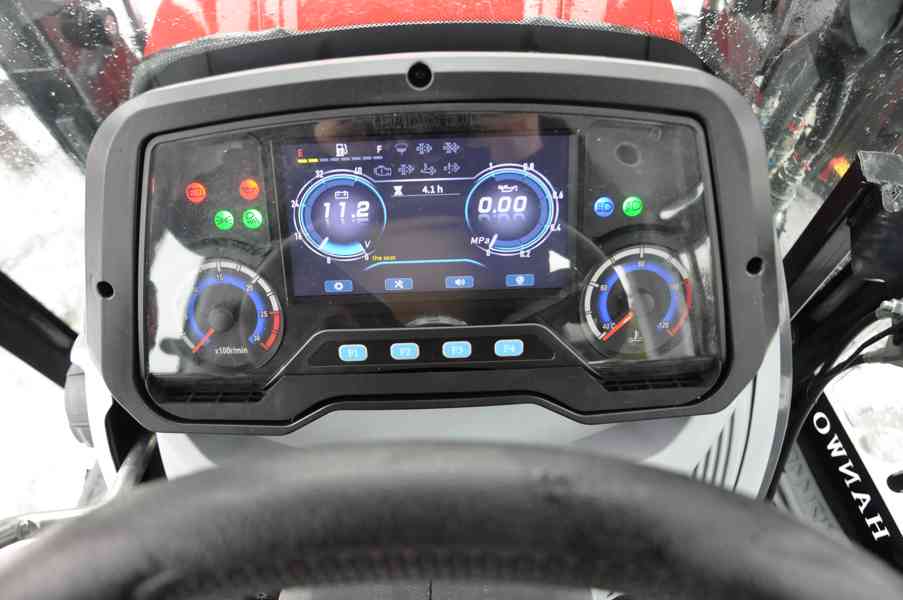 Traktor HANWO HWE 704C.  Traktor  75 koni 56kW. - foto 4