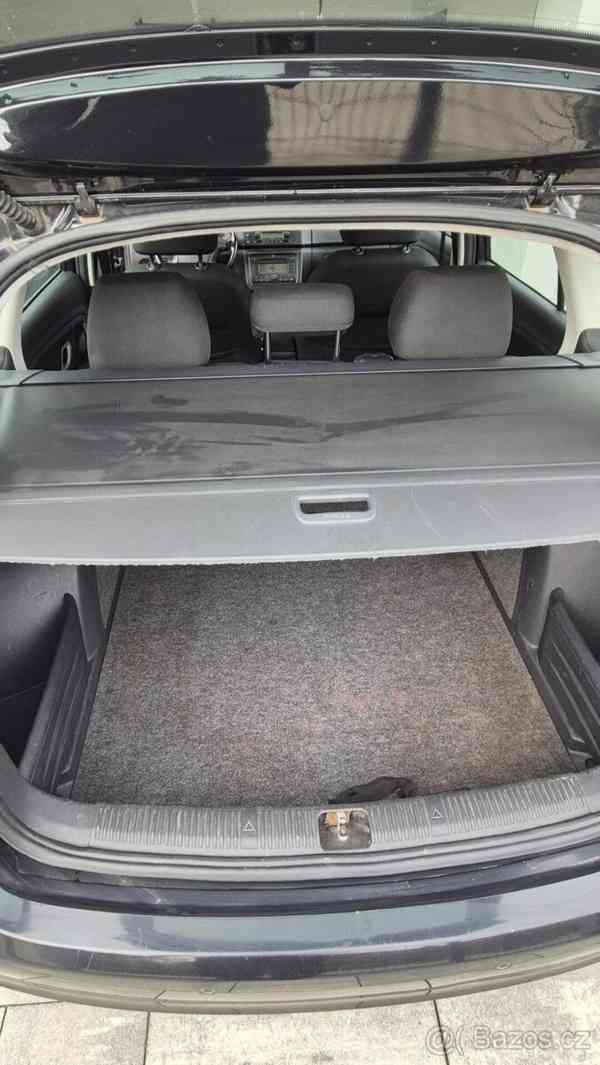 Škoda Fabia 1,2   HTP Elegance - Climatronic - foto 14