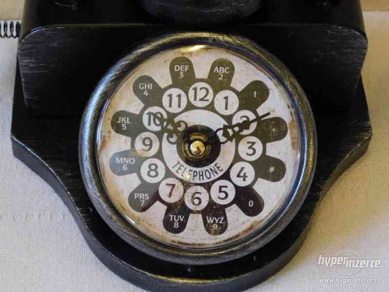 Starý telefon - hodiny - foto 2