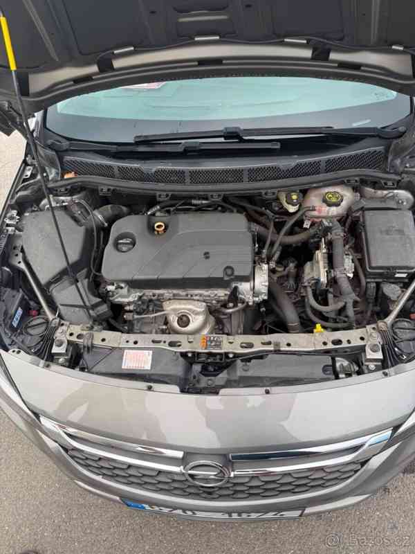 Opel Astra 1,4   74Kw R.v 2016 - foto 11
