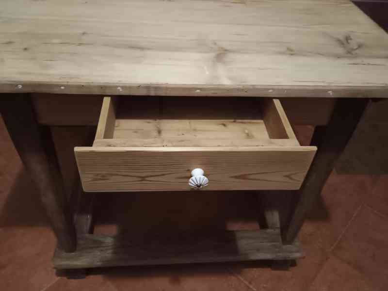 starý stůl po renovaci - foto 5