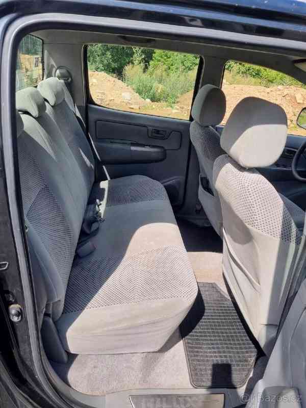 Toyota Hilux 3,0 - foto 10