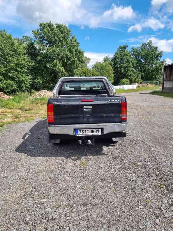 Toyota Hilux 3,0 - foto 5