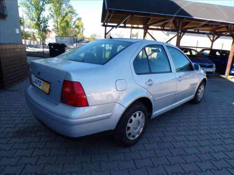 Volkswagen Bora 1,6 i DIGI.KLIMA - foto 4
