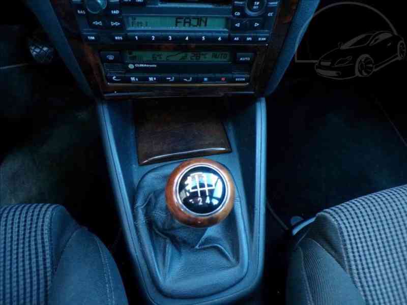 Volkswagen Bora 1,6 i DIGI.KLIMA - foto 7