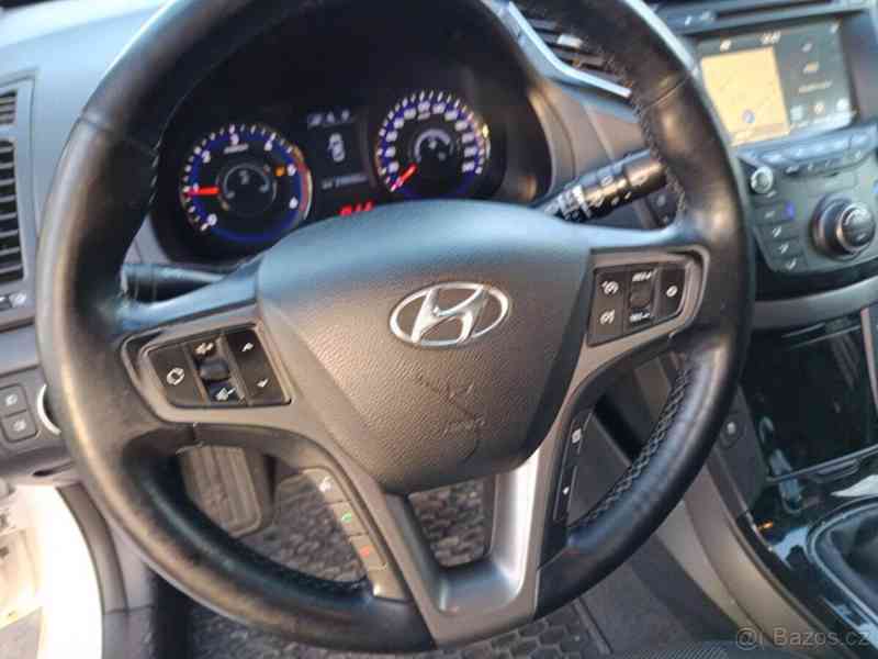 Hyundai i40 1,7 - foto 8