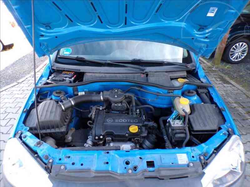 Opel Corsa 1,0 12V TAŽNÉ ZAŘÍZENÍ - foto 12