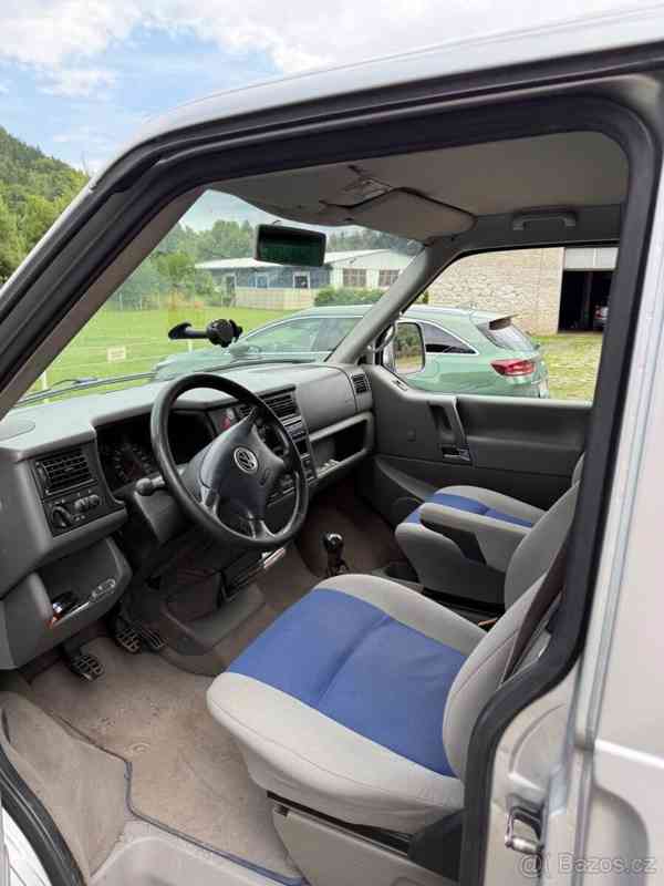 Volkswagen Multivan 2,5 tdi 75kw - foto 8
