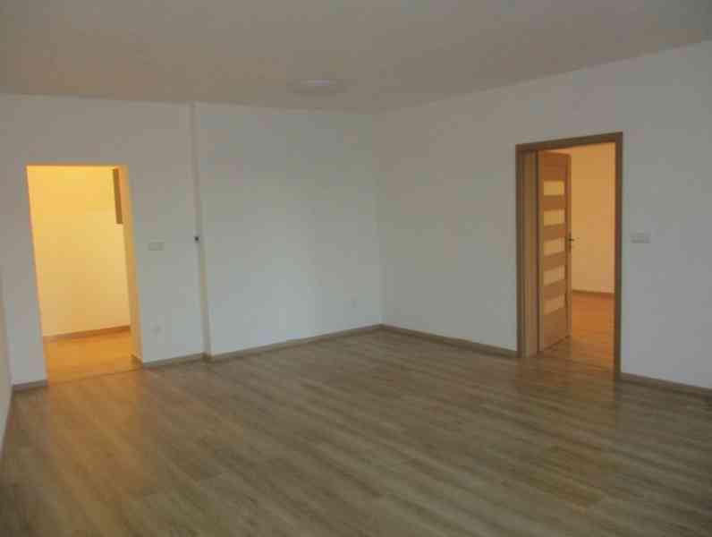 Pronájem bytu 3+1, 84 m² – Znojmo, Velká Michalská - foto 6