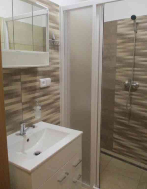 Pronájem bytu 3+1, 84 m² – Znojmo, Velká Michalská - foto 4