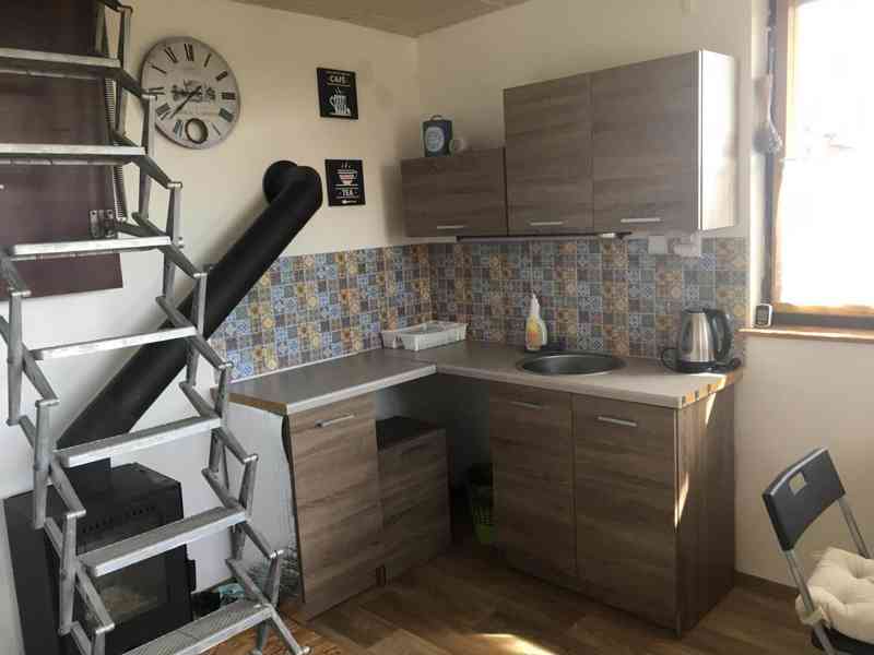 Prodej chaty v oblíbené obci Výčapy - foto 4