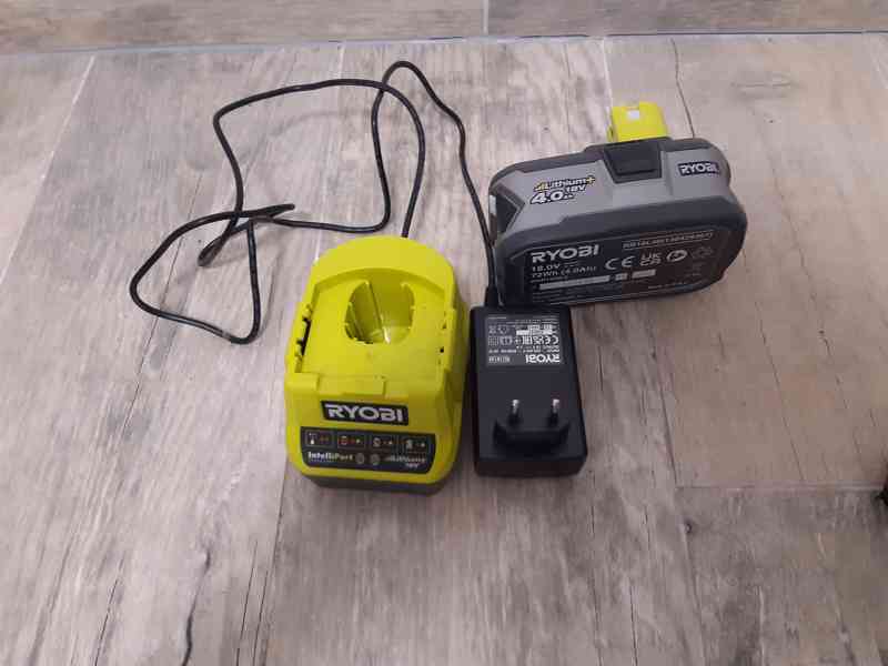 Akumulátorový vysavač - RYOBI R18WDV 18V  - foto 3