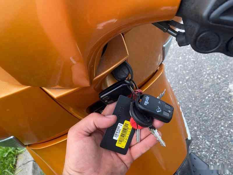 aprilia scarabeo 250 I.E 2009 - foto 9