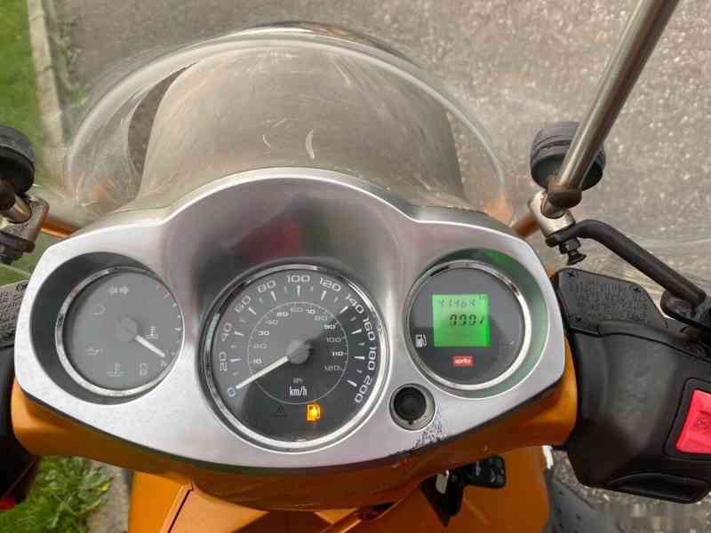 aprilia scarabeo 250 I.E 2009 - foto 8