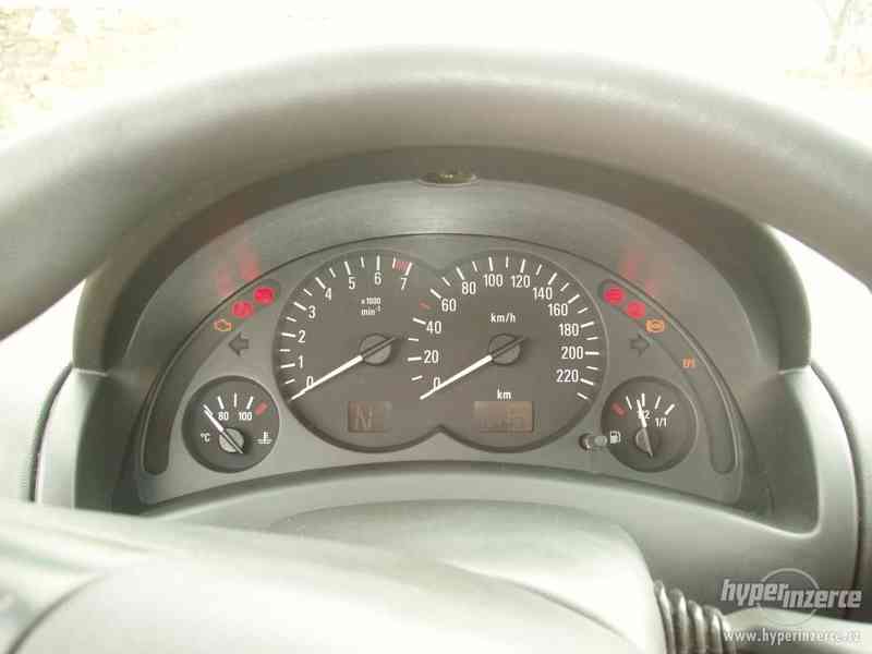 Opel Corsa Comfort 1,2 automat - foto 7