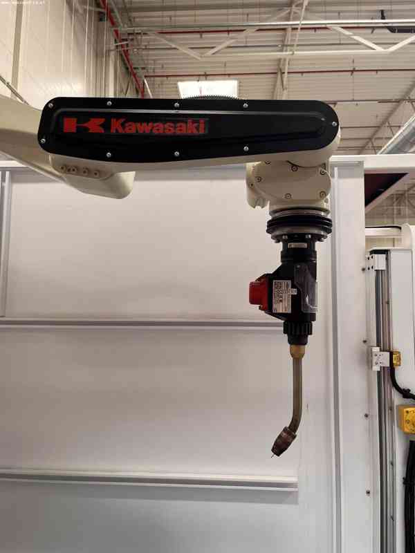 Robotická svařovací buňka KAWASAKI BA006L-A - foto 2