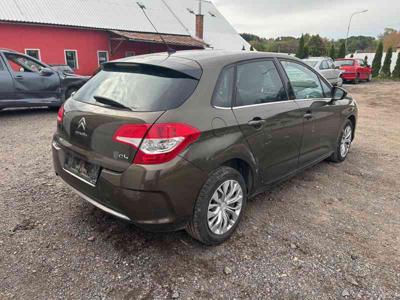 Citroen C4II 1,6 VTI 5FS 88KW prodám díly z vozu - foto 3