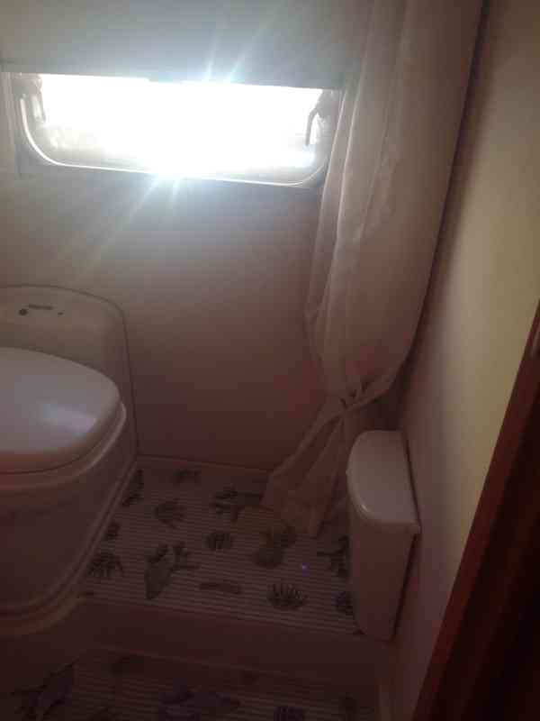 KNAUS,2.3jtd,2010,klima,tempo,solar,6osob,mechy,garaz,pekny - foto 20