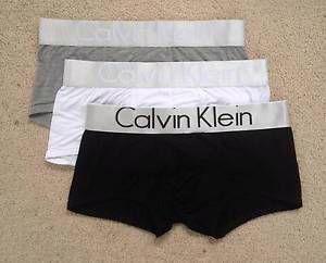 Prodám pánské a dámské spodní prádlo Calvin Klein - foto 2