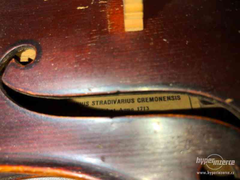 Staré housle po dědovi - foto 13