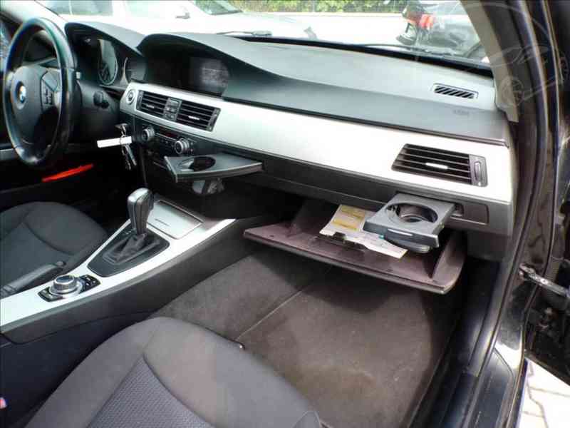 BMW 320 d 2,0 AUTOMAT - foto 15