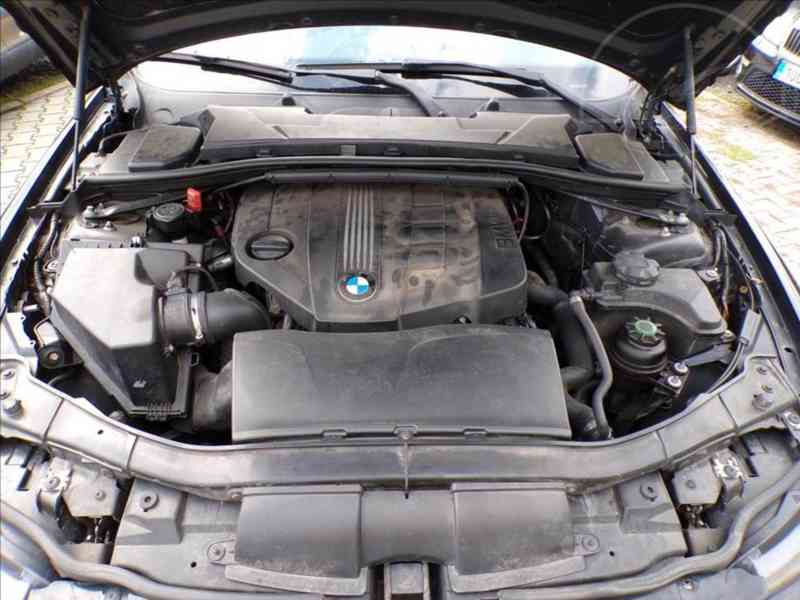 BMW 320 d 2,0 AUTOMAT - foto 16