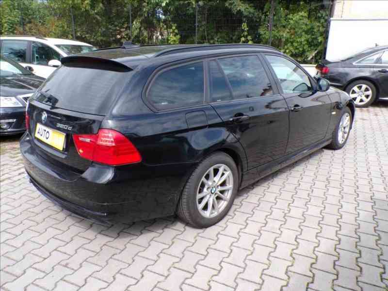 BMW 320 d 2,0 AUTOMAT - foto 3