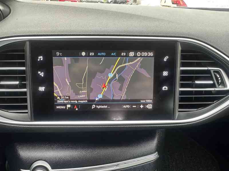 Peugeot 308 1.2i 81kW Navi/1Maj - foto 22