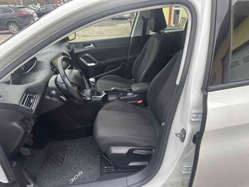 Peugeot 308 1.2i 81kW Navi/1Maj - foto 11