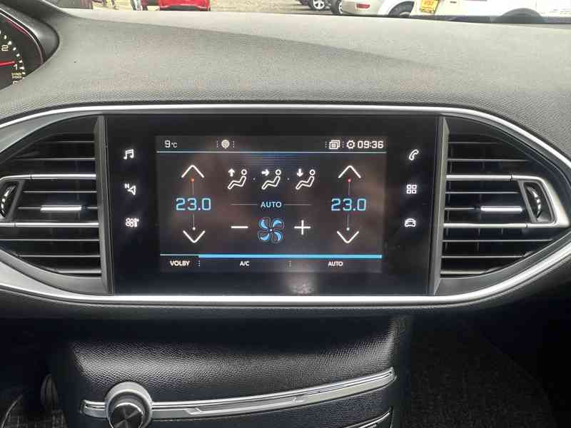 Peugeot 308 1.2i 81kW Navi/1Maj - foto 23