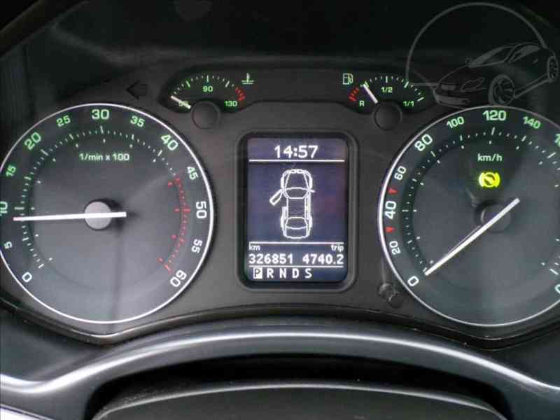 Škoda Octavia 1,9 TDI AUTOMAT,TAŽ.ZAŘ. - foto 6