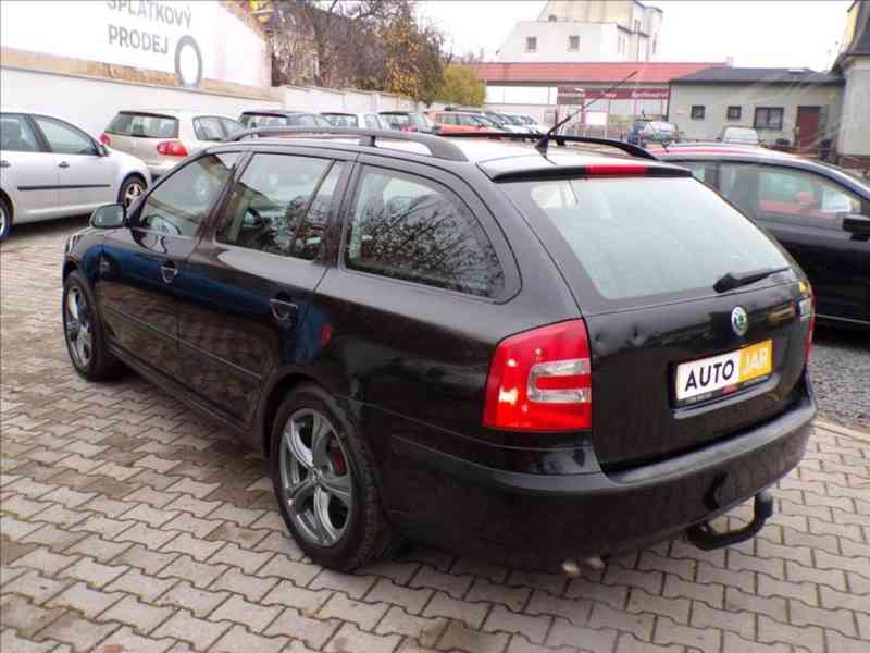 Škoda Octavia 1,9 TDI AUTOMAT,TAŽ.ZAŘ. - foto 4