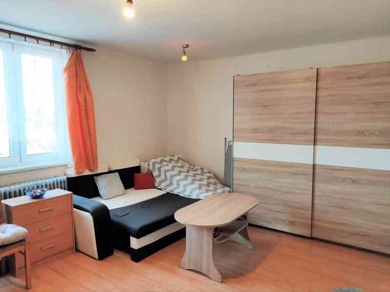 Pronájem bytu 1+kk, 30 m2, ul. 28. října, Soběslav - foto 4