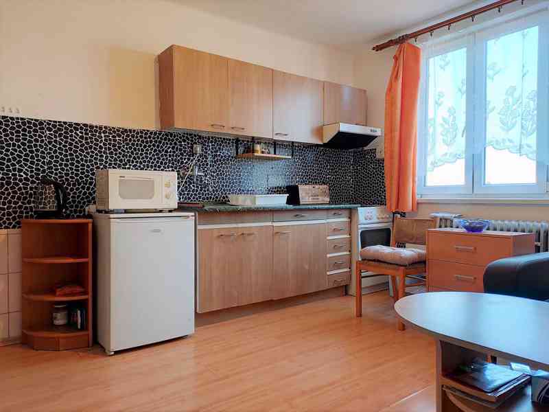 Pronájem bytu 1+kk, 30 m2, ul. 28. října, Soběslav - foto 3