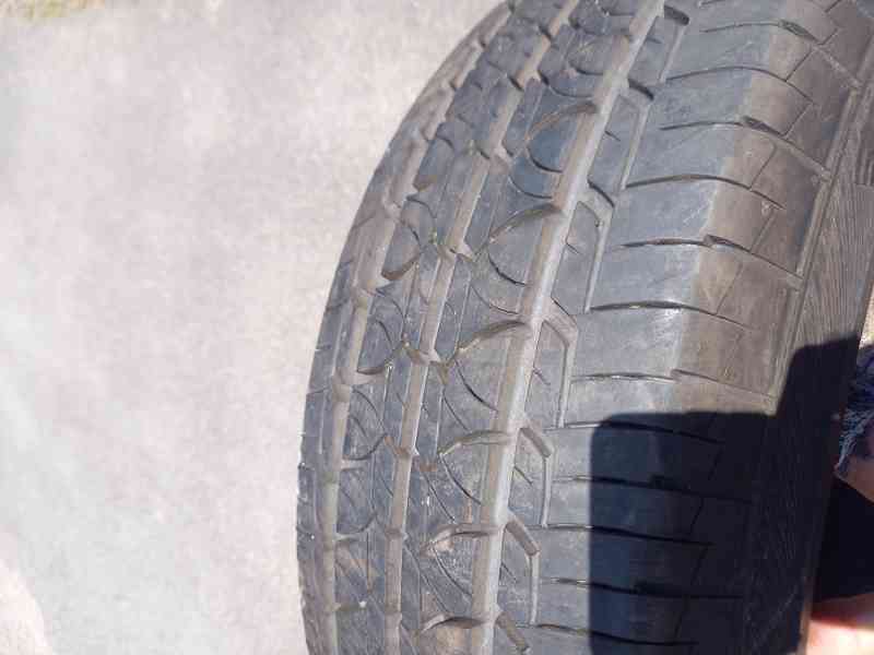 4ks téměř NOVÉ zátežové užitkové pneu 215/65R16C Prodám 4ks - foto 6