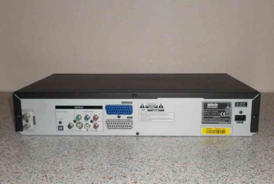 📼>📀VHS-DVD rekordér Schneider DVR4957  - foto 7