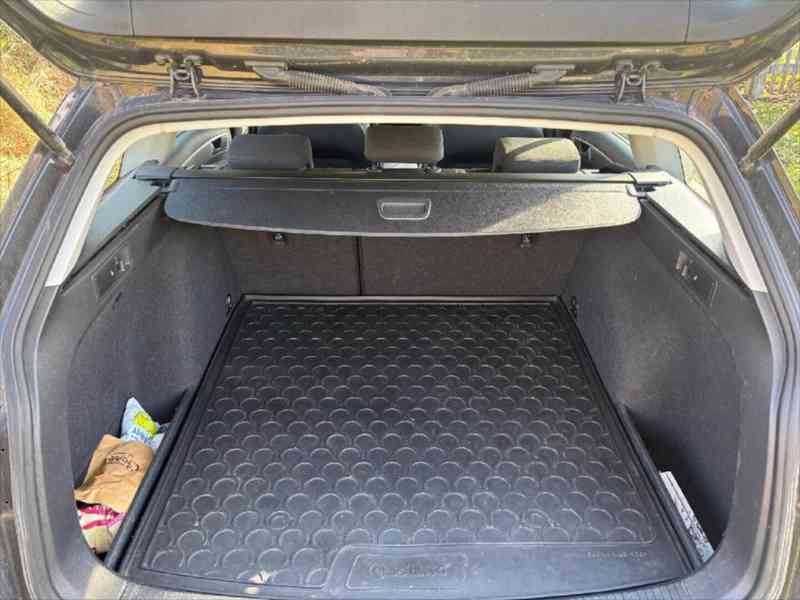 Volkswagen Golf 1,6 TDI - foto 7
